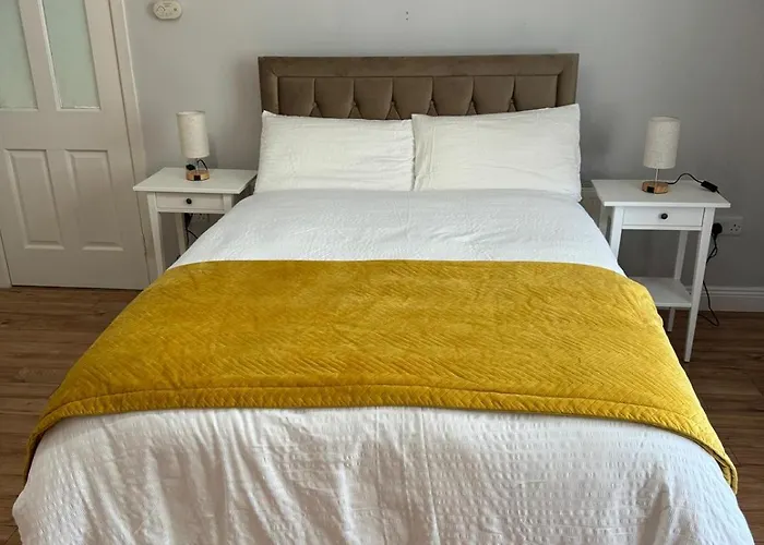 Bed & Breakfast Maya's *