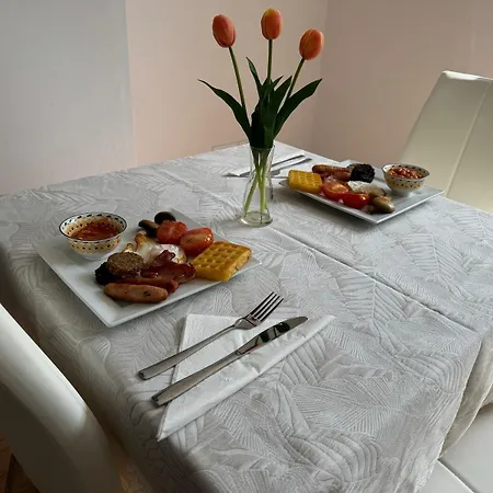 Alojamento de Acomodação e Pequeno-almoço Maya's