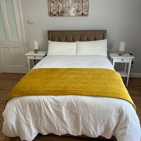 Bed & Breakfast Maya's *