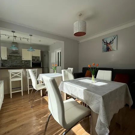 Maya's Bed & Breakfast *